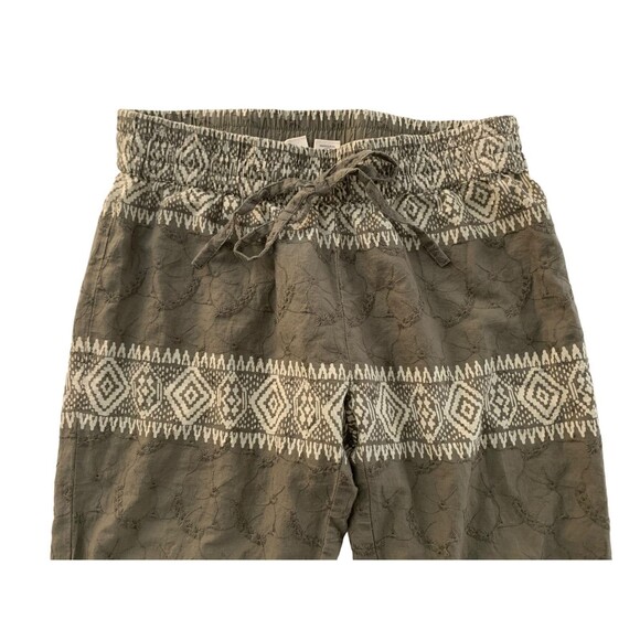 Artisan NY Women's size XS Olive Green Embroidered Eyelet Jogger Pants - Picture 2 of 7